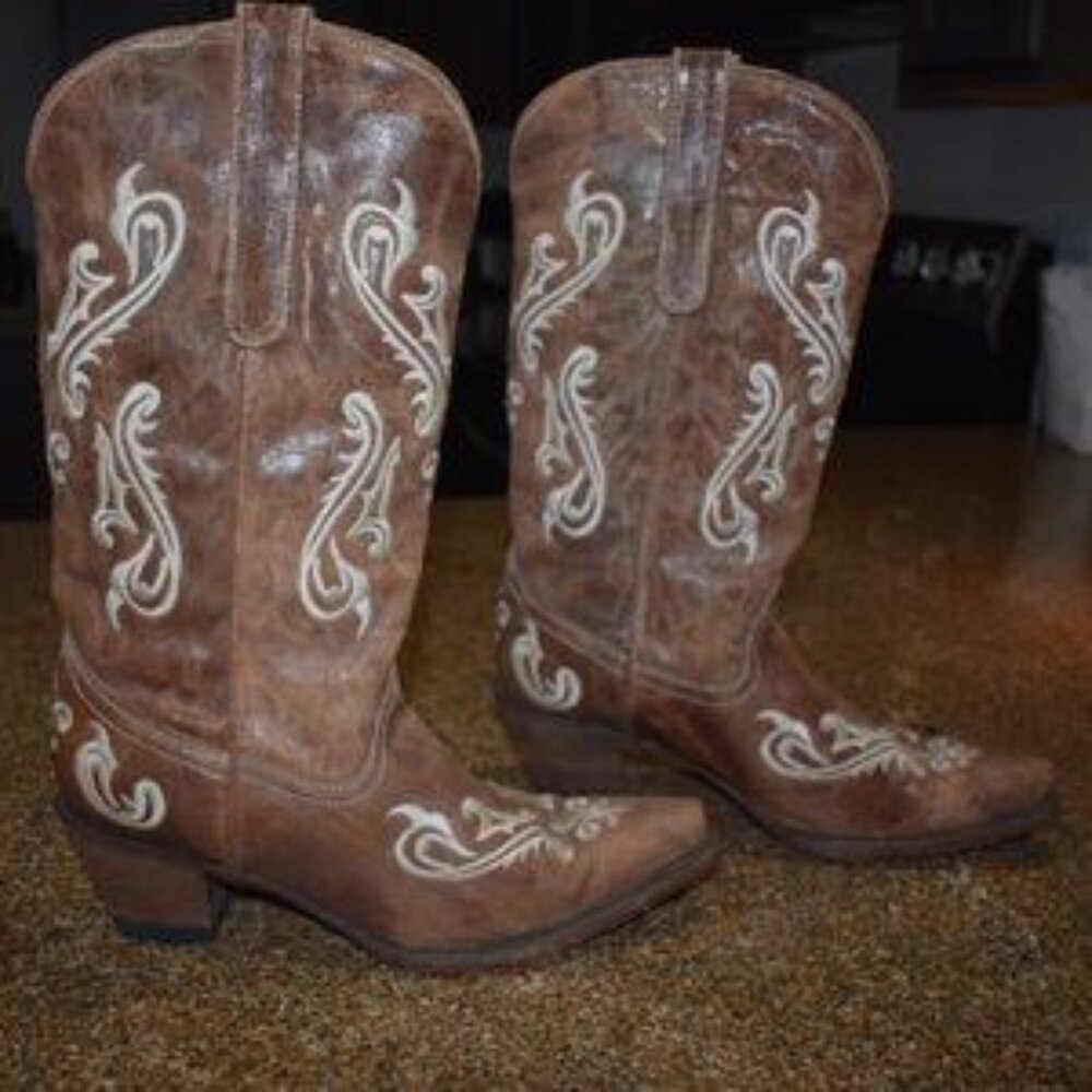 Cowboy boots size 10.5 men's Corral